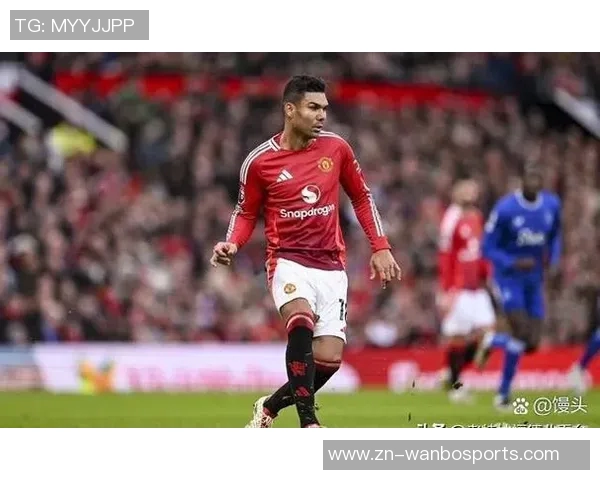 曼联计划明夏引进新中场乌加特或替代卡塞米罗离队